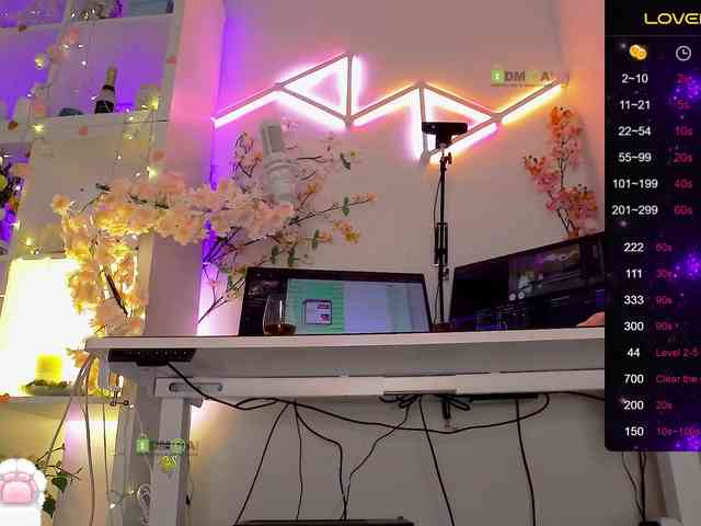 ELENA-XXX Live Webcam on BongaCams