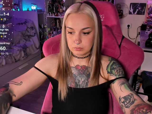 ChloeKohaku webcam