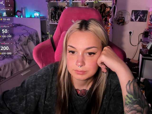 ChloeKohaku live cam on BongaCams