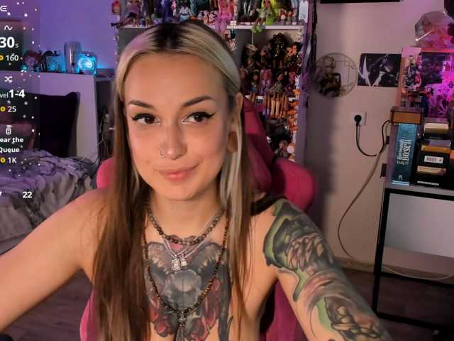 ChloeKohaku live cam on BongaCams