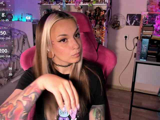ChloeKohaku webcam