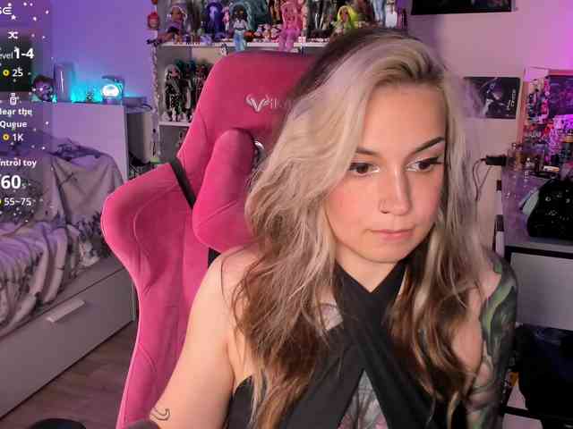 ChloeKohaku webcam