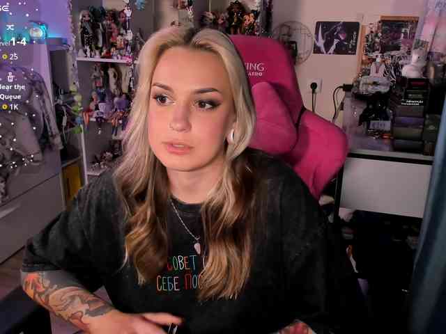 ChloeKohaku webcam