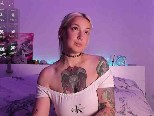 ChloeKohaku webcam