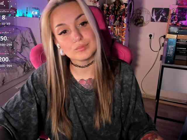 ChloeKohaku Sex Cam Show