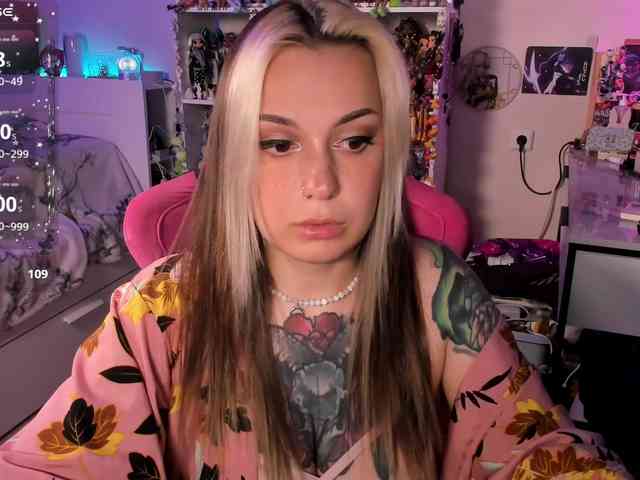 ChloeKohaku webcam