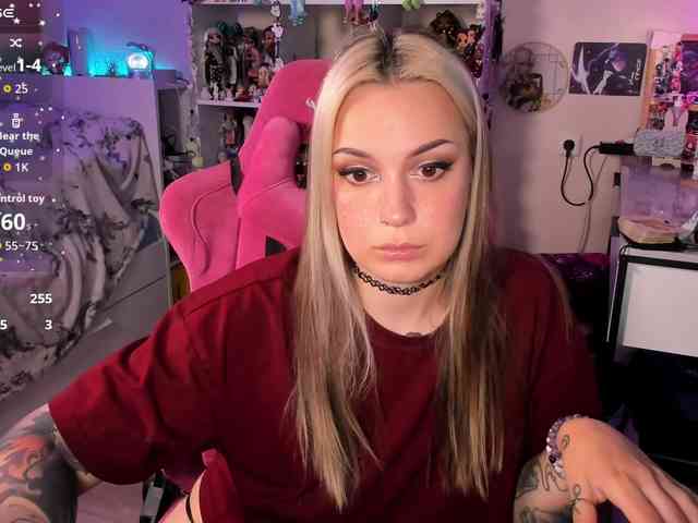 ChloeKohaku webcam