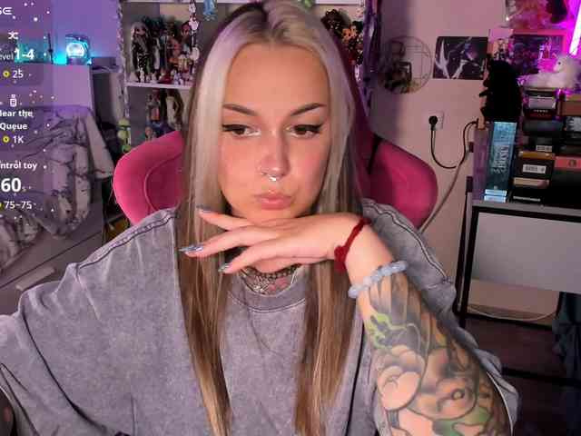 ChloeKohaku webcam