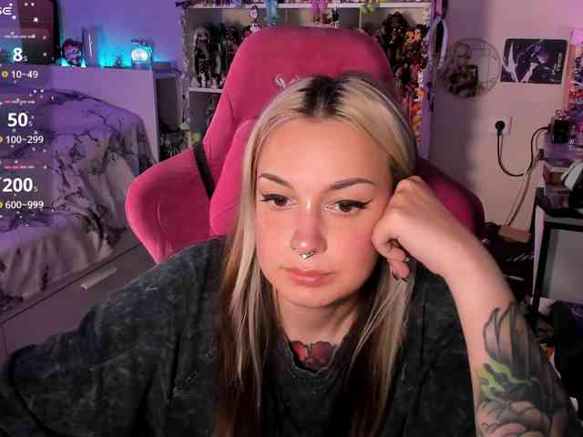 ChloeKohaku webcam