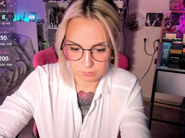 ChloeKohaku webcam