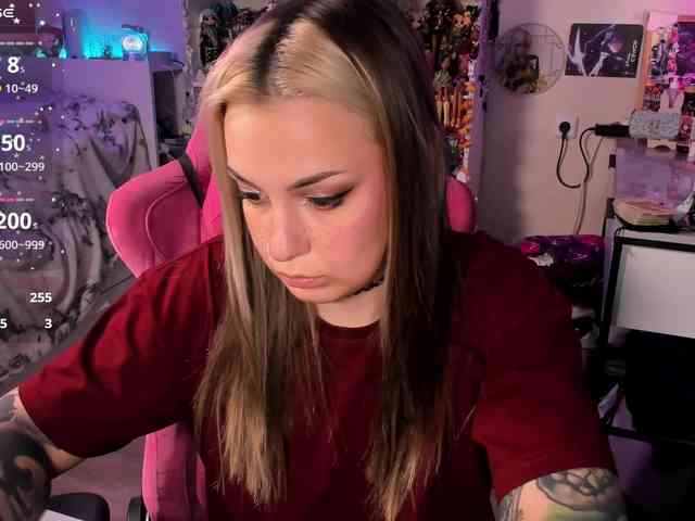 ChloeKohaku webcam