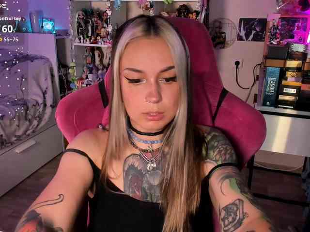 ChloeKohaku webcam