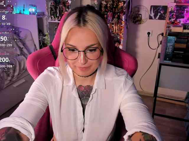 ChloeKohaku webcam