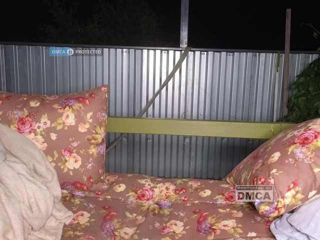 dvenasti live cam on BongaCams