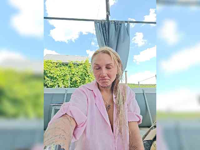 live adult webcam chat Dvenasti
