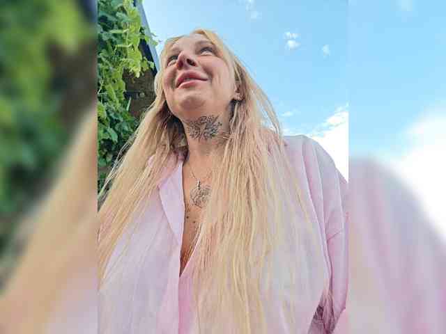 dvenasti Sex Cam Show