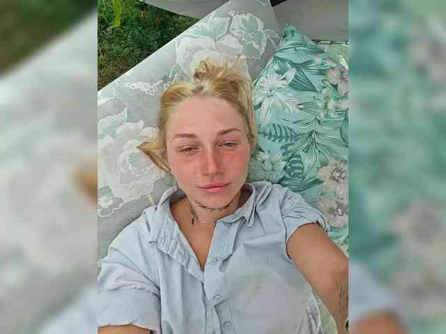 dvenasti Sex Cam Show