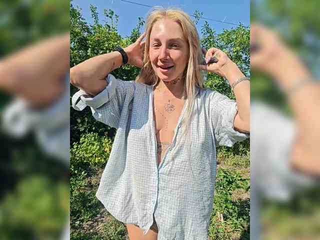 dvenasti Sex Cam Show