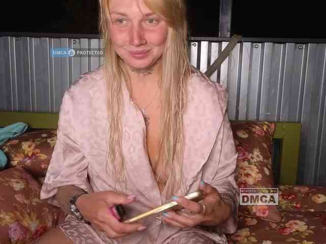 dvenasti Sex Cam Show