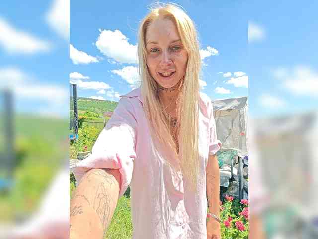 dvenasti Sex Cam Show