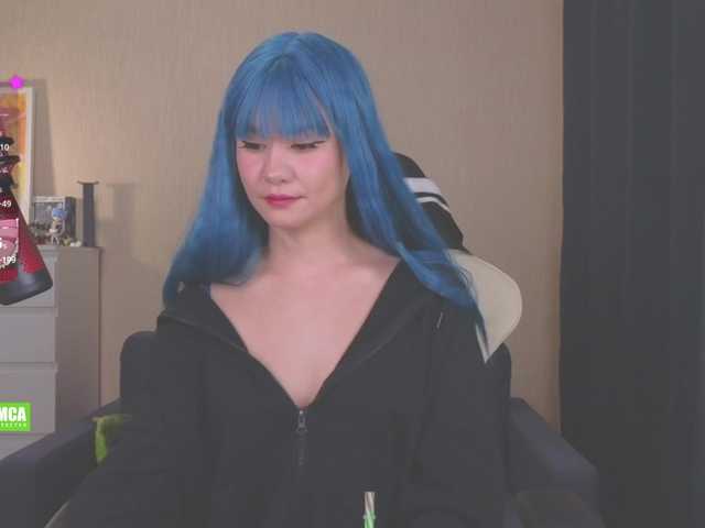 girl CreamMeow