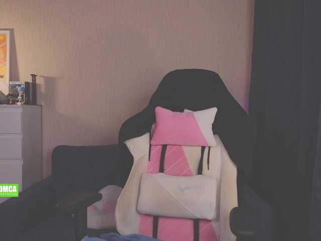 эро-сцена от CreamMeow