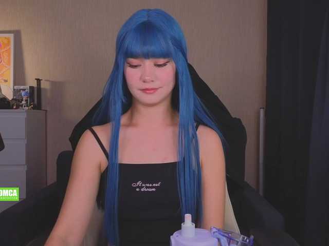 CreamMeow live cam