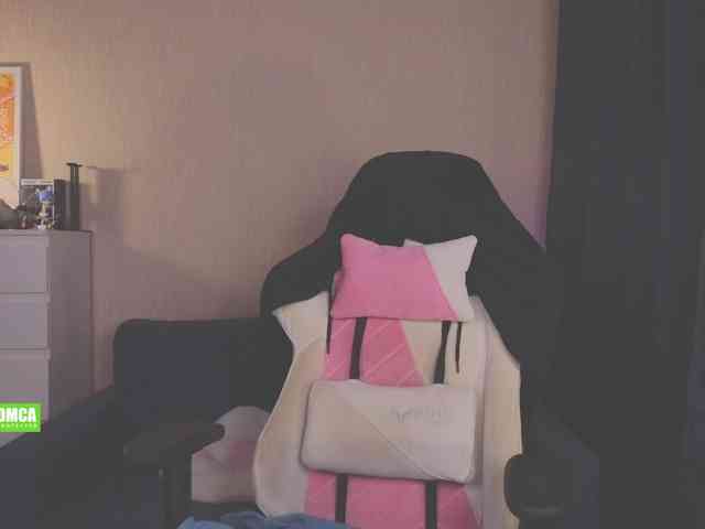 CreamMeow webcam