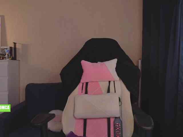 CreamMeow webcam