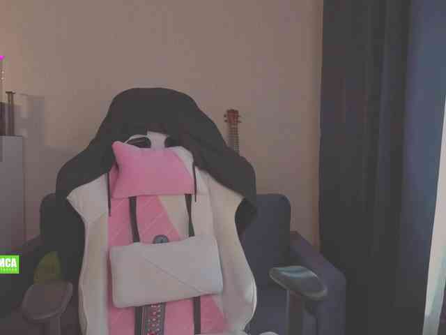 CreamMeow webcam