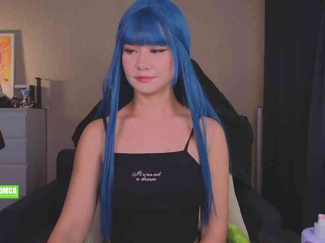 CreamMeow webcam
