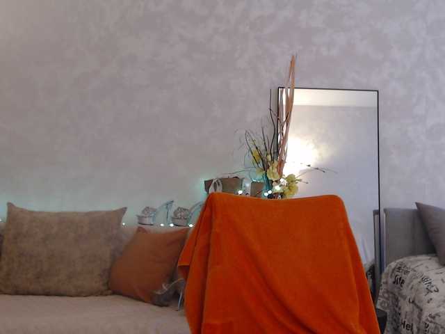 LaliaMia live cam on BongaCams