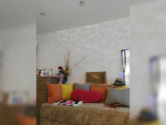 LaliaMia, live now on BongaCams