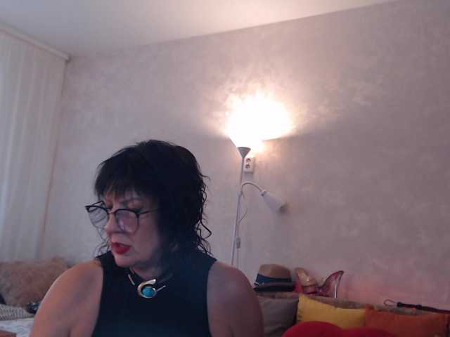 LaliaMia live cam on BongaCams