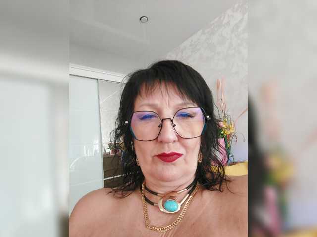 LaliaMia, live now on BongaCams