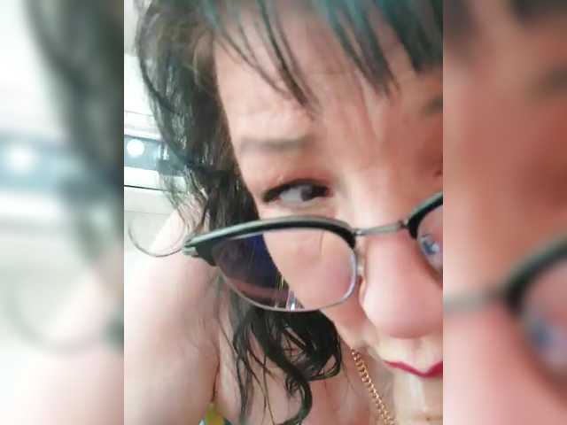 LaliaMia's BongaCams show and profile