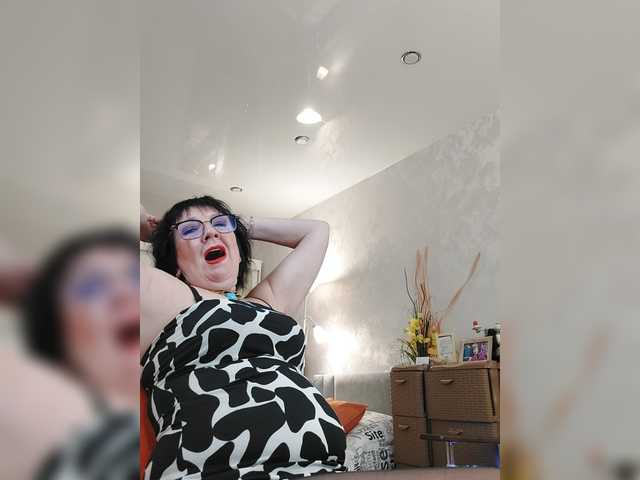 LaliaMia live cam on BongaCams