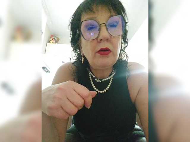 LaliaMia live cam on BongaCams