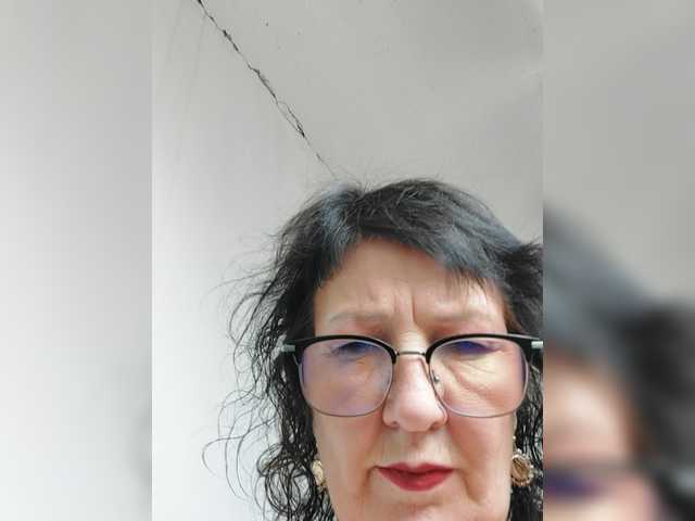 LaliaMia live cam on BongaCams