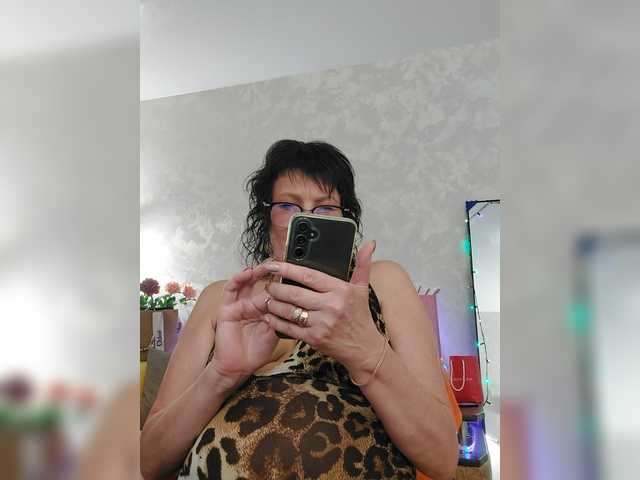 LaliaMia live cam on BongaCams