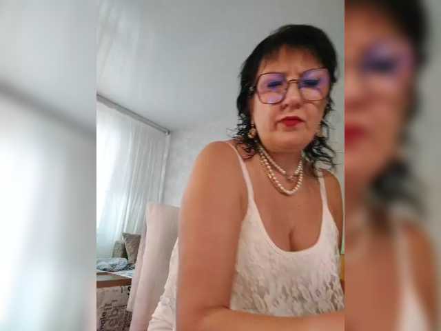 LaliaMia live cam on BongaCams