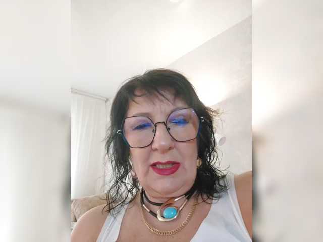 LaliaMia live cam on BongaCams