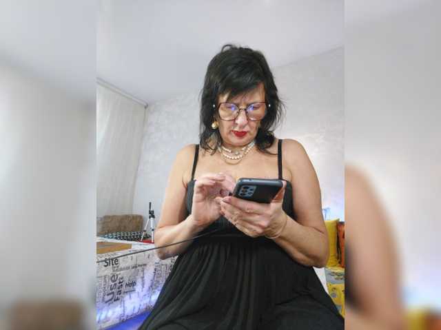 LaliaMia live cam on BongaCams
