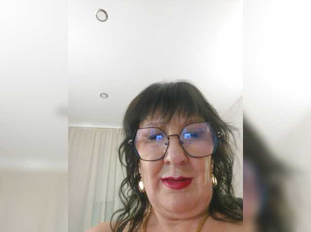 LaliaMia live cam on BongaCams