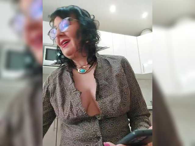 LaliaMia's BongaCams show and profile