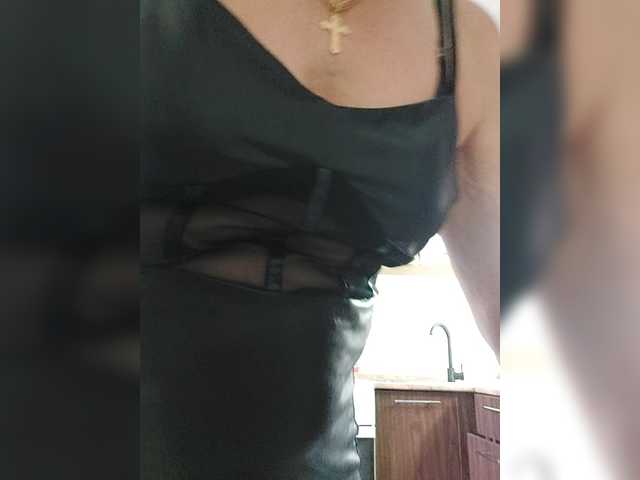 LaliaMia live cam on BongaCams