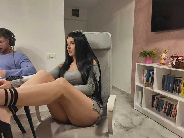 Valeriaxoxo live cam on BongaCams