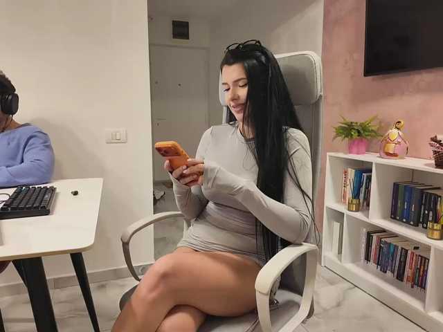 Valeriaxoxo live cam on BongaCams
