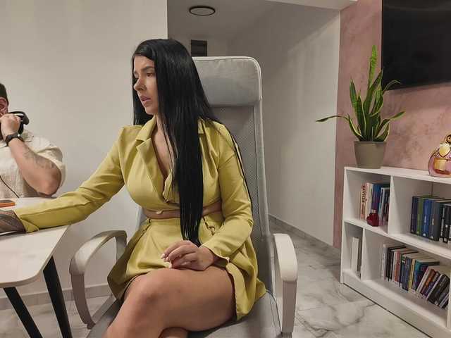 Valeriaxoxo live cam on BongaCams