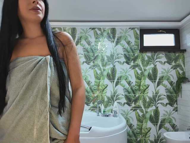 Valeriaxoxo live cam on BongaCams